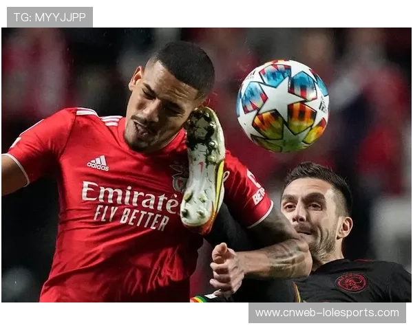 阿贾克斯0-2不敌本菲卡，欧冠连续八场失利