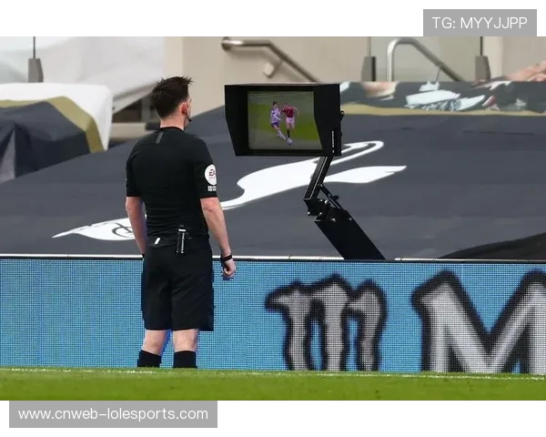 英超VAR更正判罚次数年度统计，误判率下降